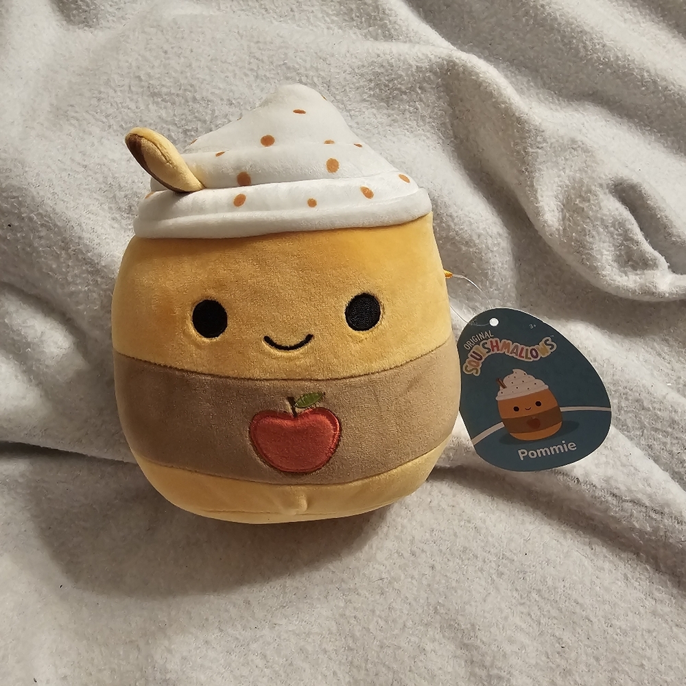 Squishmallows Pommie The Apple Cider